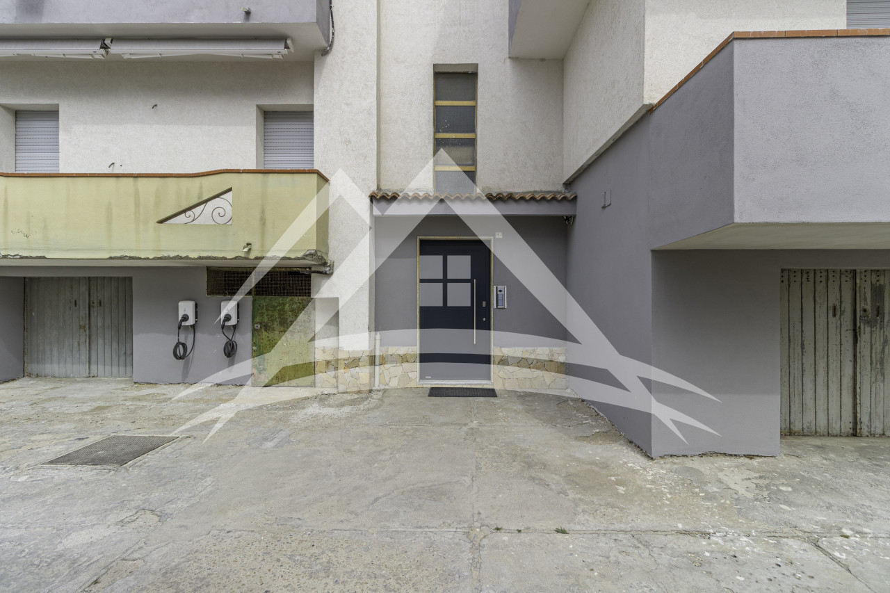 Trilocale in Via sassari