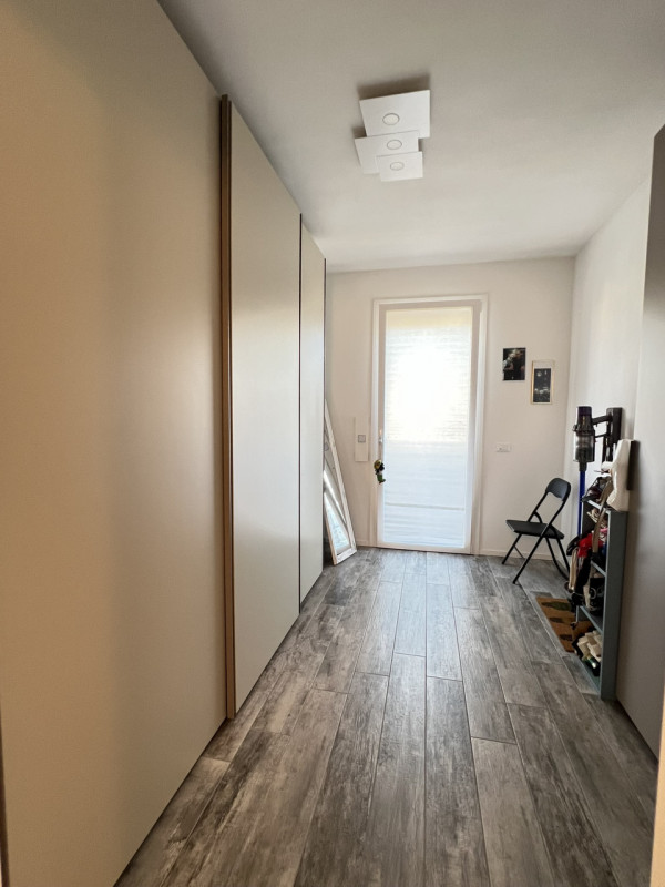 TAGGì DI LIMENA: Proponiamo in vendita un esclusivo attico situato nel moderno quartiere residenz...