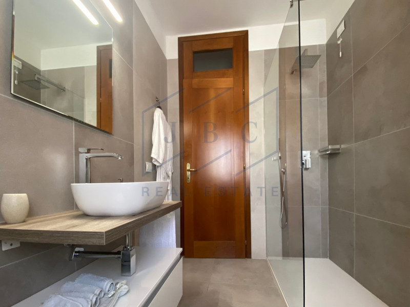 ODERZO - (TV)
Situato al 2° e 3° piano di una palazzina signorile servita da ascensore, questo es...