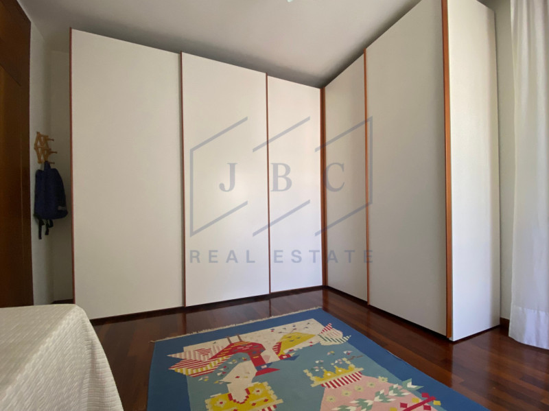 ODERZO - (TV)
Situato al 2° e 3° piano di una palazzina signorile servita da ascensore, questo es...