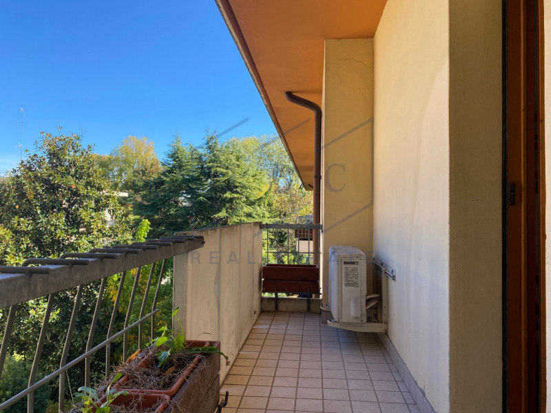 ODERZO - (TV)
Situato al 2° e 3° piano di una palazzina signorile servita da ascensore, questo es...