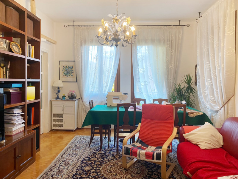 (Per INFO Mara 3481536890) A Treviso, zona tribunale, a soli 400 mt da Porta Santi Quaranta, prop...