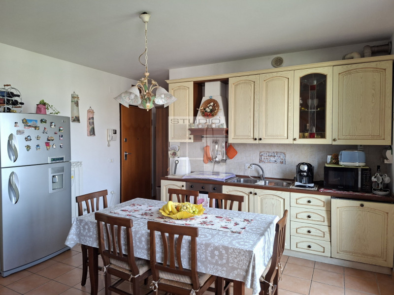 Ecco l'appartamento che stavi cercando!
TRE ragioni per non farti sfuggire questa OCCASIONE!!

1....