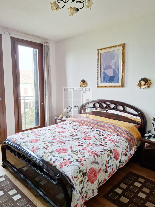 Ecco l'appartamento che stavi cercando!
TRE ragioni per non farti sfuggire questa OCCASIONE!!

1....