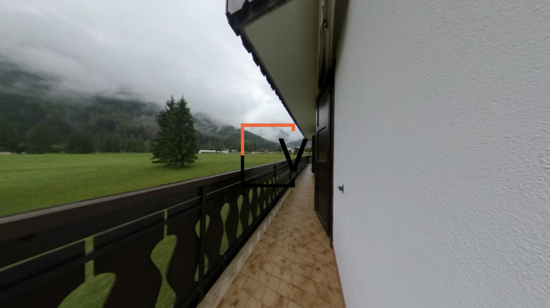 V386 - Proponiamo in vendita nel centro di Falcade esclusivo appartamento di ampia metratura con ...