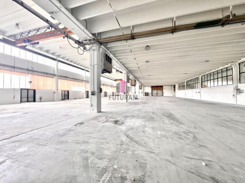 DUEVILLE - RIF. 604FUTURAM PER INFO 0444/310220 - 392/9183796

IN CONTESTO INDUSTRIALE/ARTIGIANAL...