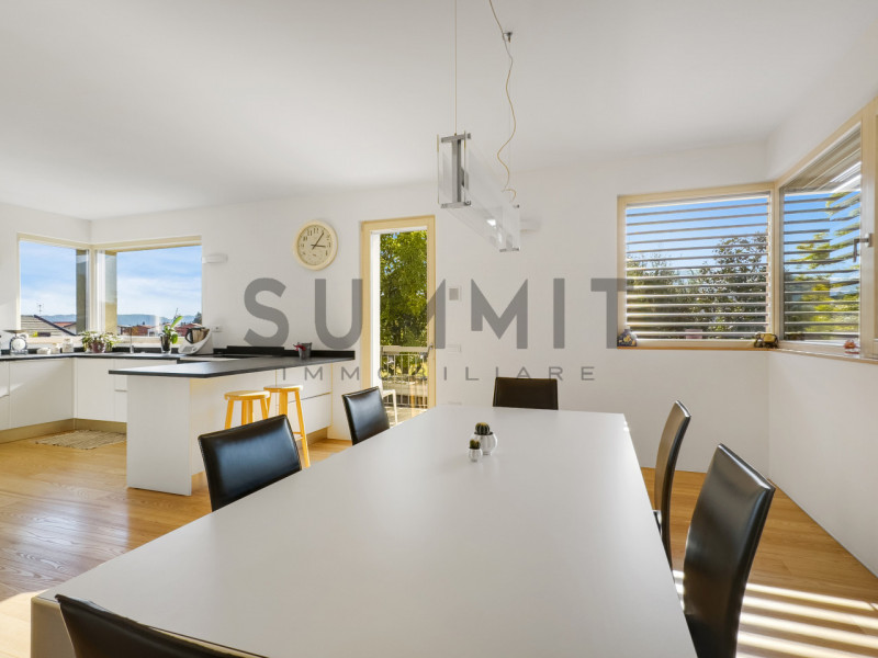 SCHIO: In pregiato contesto residenziale, proponiamo raffinata VILLA completamente ristrutturata ...