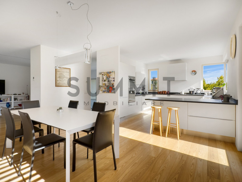 SCHIO: In pregiato contesto residenziale, proponiamo raffinata VILLA completamente ristrutturata ...