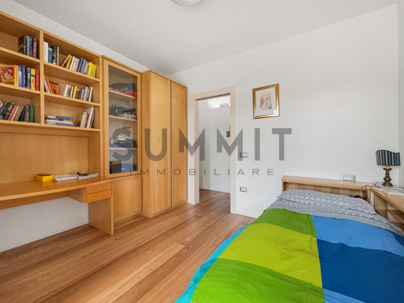 SCHIO: In pregiato contesto residenziale, proponiamo raffinata VILLA completamente ristrutturata ...