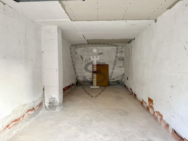 Proponiamo in locazione un accogliente appartamento situato nella località di Velo, nel comune di...