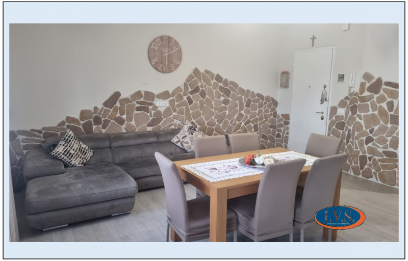 Camisano Vicentino (VI) in centro paese, su vano scala di sole 4 unità al secondo e ultimo piano ...