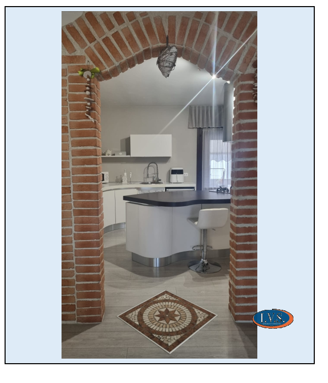 Camisano Vicentino (VI) in centro paese, su vano scala di sole 4 unità al secondo e ultimo piano ...