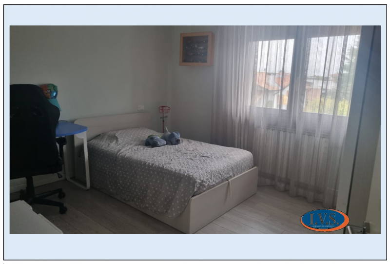 Camisano Vicentino (VI) in centro paese, su vano scala di sole 4 unità al secondo e ultimo piano ...