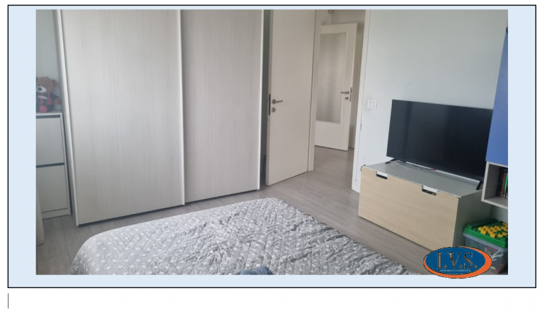 Camisano Vicentino (VI) in centro paese, su vano scala di sole 4 unità al secondo e ultimo piano ...