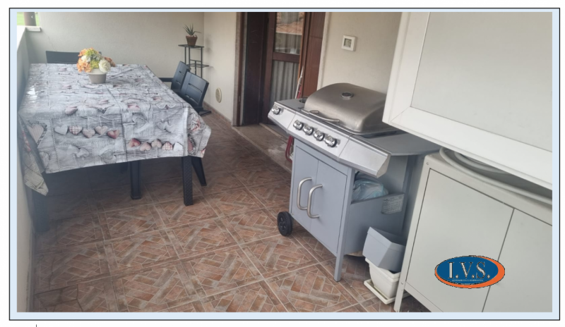 Camisano Vicentino (VI) in centro paese, su vano scala di sole 4 unità al secondo e ultimo piano ...