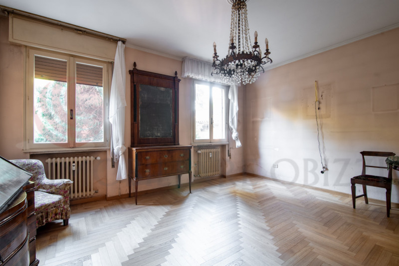 PADOVA - Prato della Valle - Proponiamo in vendita appartamento da ristrutturare a pochi passi da...