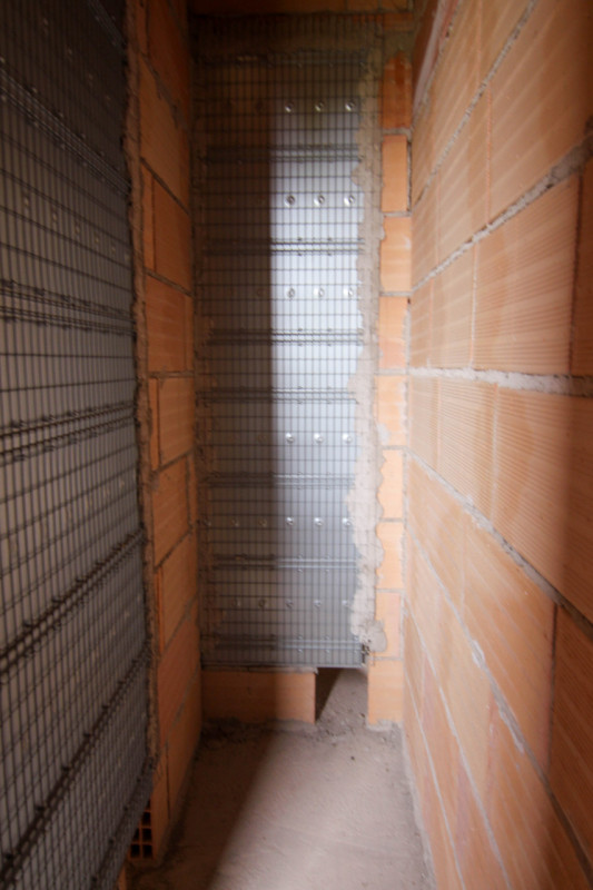 Proponiamo in vendita, nella tranquilla frazione di Vallonga ad Arzergrande, intera bifamiliare a...