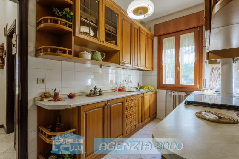 A BAGNOLI DI SOPRA GRANDE CASA IN CAMPAGNA CON TERRENO AGRICOLO DI 61.879 MQ E CON ANNESSA PORZIO...