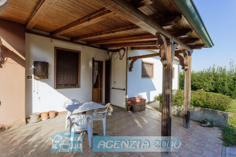 A BAGNOLI DI SOPRA GRANDE CASA IN CAMPAGNA CON TERRENO AGRICOLO DI 61.879 MQ E CON ANNESSA PORZIO...