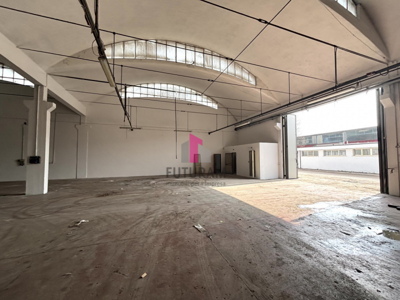 rif.646MIC - Per info 3473209826 - In zona industriale di Limena, a 3 km dal casello di Padova Ov...