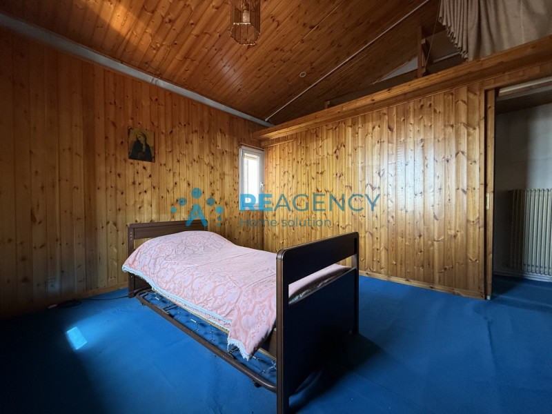 Se cerchi un immobile da ristrutturare, situato nell’ambita zona di Creazzo Colle, dotato di ingr...