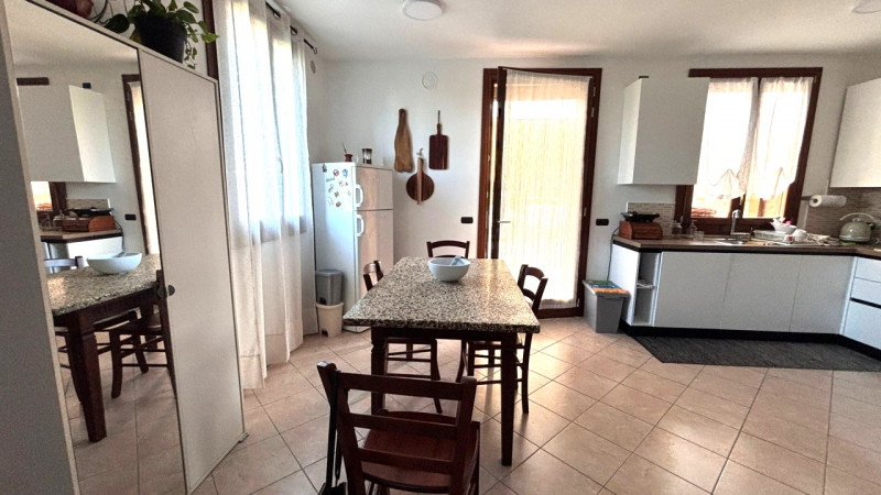 Ciao da Arcobaleno Consulenti Immobiliari! Siamo felici di presentarti un’opportunità TRANSITORIA...