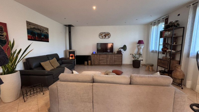 Ciao da Arcobaleno Consulenti Immobiliari! Siamo felici di presentarti un’opportunità TRANSITORIA...