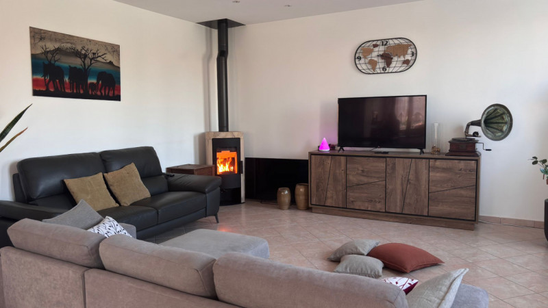 Ciao da Arcobaleno Consulenti Immobiliari! Siamo felici di presentarti un’opportunità TRANSITORIA...