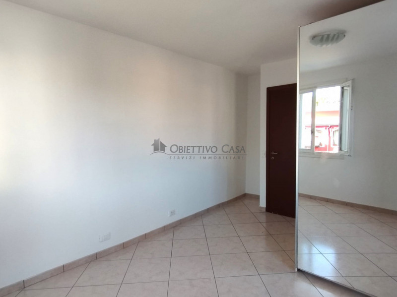 Rif. BT110 – Proponiamo graziosa e ben tenuta casa accostata di circa 65 mq in quartiere verde e ...