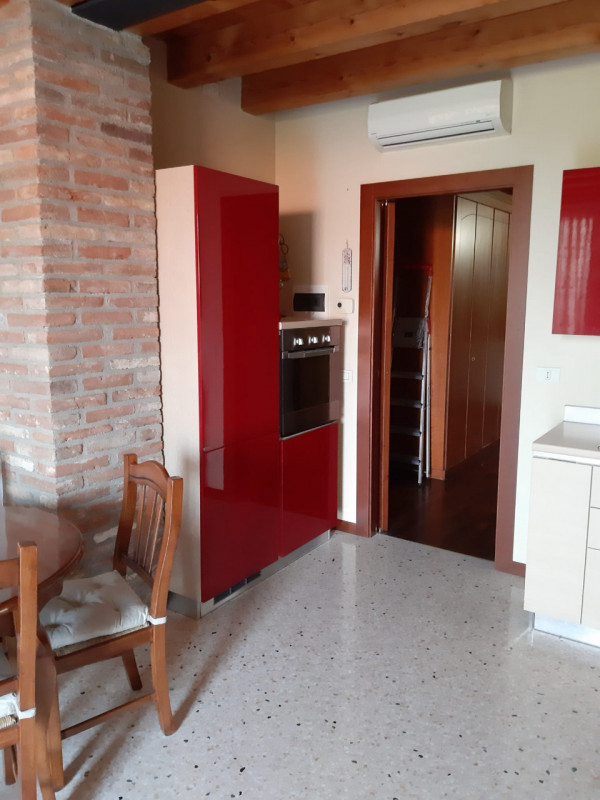 Stai cercando un immobile ad uso investimento in un contesto condominiale prestigioso e immerso n...