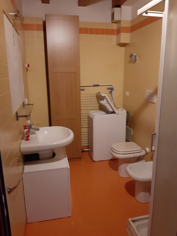 Stai cercando un immobile ad uso investimento in un contesto condominiale prestigioso e immerso n...