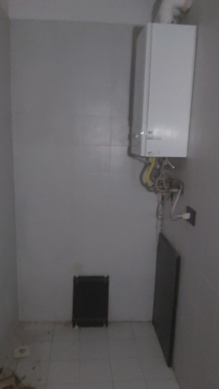 Nel cuore del centro storico ma fuori dalla zona ZTL, proponiamo in vendita un elegante ufficio a...