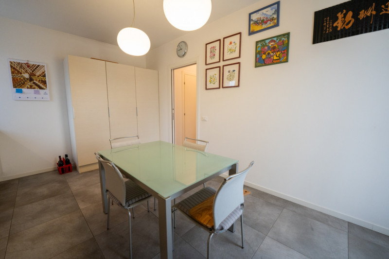 Proponiamo in vendita un raffinato appartamento duplex situato nel cuore di Tencarola, una delle ...