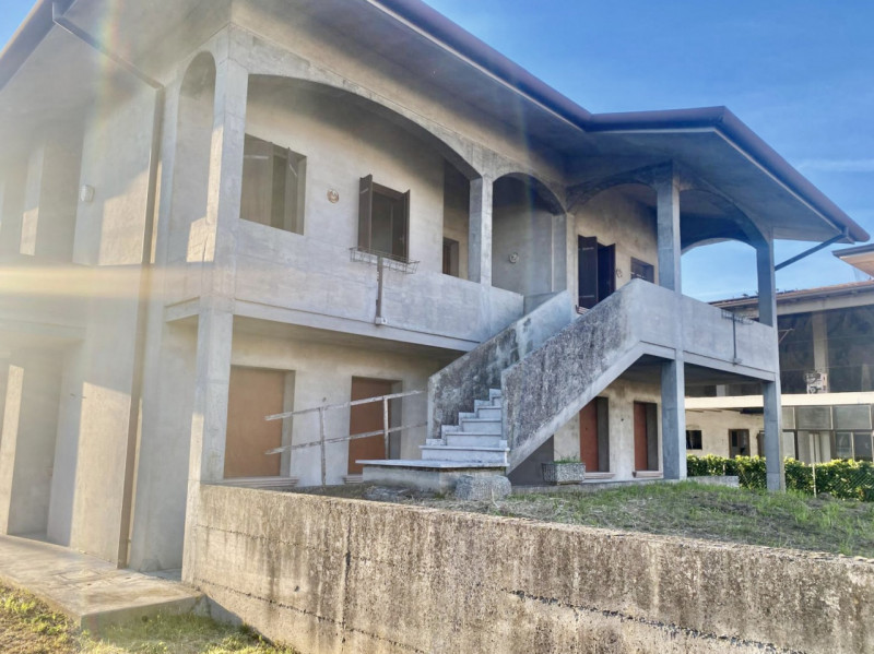 (Per INFO 3316190143) Scopri questa affascinante casa singola terratetto situata nel cuore di San...