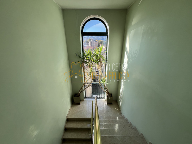 SCHIO - Centro: In zona residenziale ricercata APPARTAMENTO BILOCALE mai abitato. Cl. En. E IPE 1...