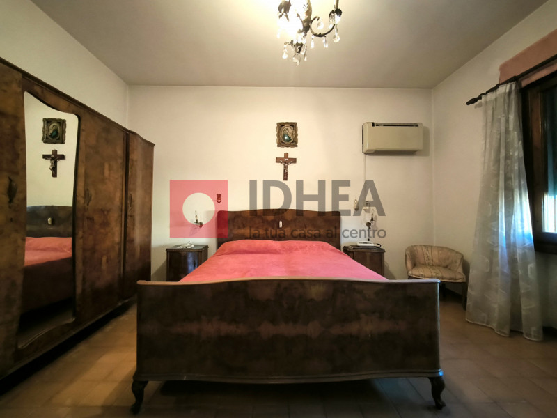 "RIFERIMENTO FPSB4 "

SAN BIAGIO DI CALLALTA- Fraz. OLMI

Non lontano dal Centro commerciale Tizi...