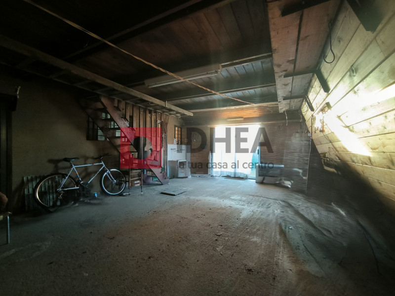 "RIFERIMENTO FPSB4 "

SAN BIAGIO DI CALLALTA- Fraz. OLMI

Non lontano dal Centro commerciale Tizi...