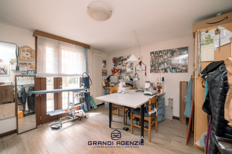 OSPEDALETTO. 
In una posizione tranquilla, al riparo dal traffico e alla fine di una strada chius...