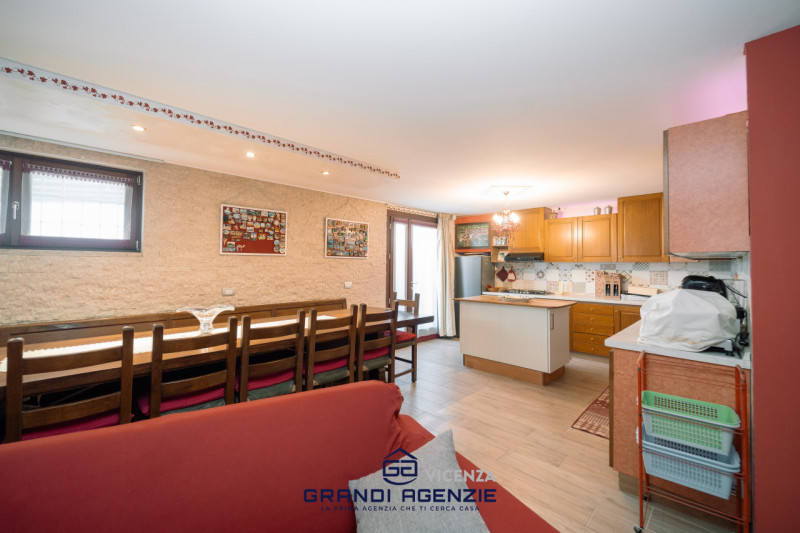 OSPEDALETTO. 
In una posizione tranquilla, al riparo dal traffico e alla fine di una strada chius...