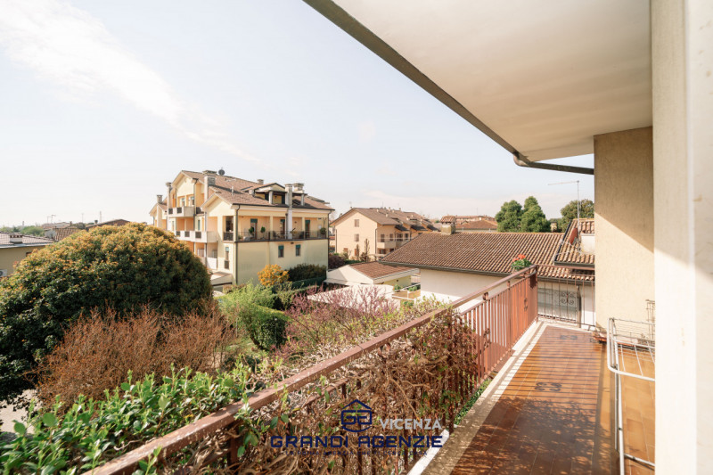 OSPEDALETTO. 
In una posizione tranquilla, al riparo dal traffico e alla fine di una strada chius...