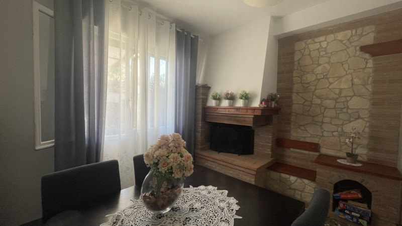 LIMENA: Classe Energetica G IPE 242,90 kWh/m2 anno.
Proponiamo casa singola circondata dal verde ...