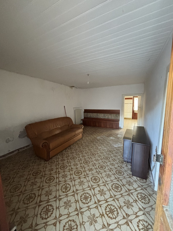 Situata nel cuore di Sarmede, questa casa singola rappresenta un’interessante opportunità per chi...