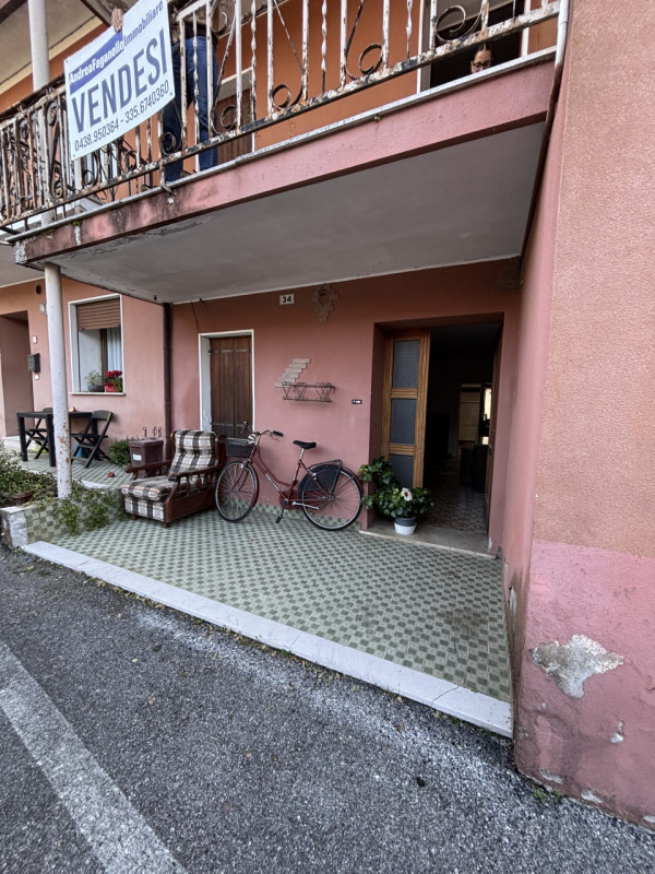 Situata nel cuore di Sarmede, questa casa singola rappresenta un’interessante opportunità per chi...