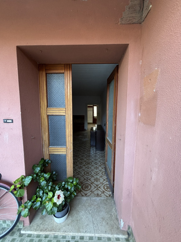 Situata nel cuore di Sarmede, questa casa singola rappresenta un’interessante opportunità per chi...