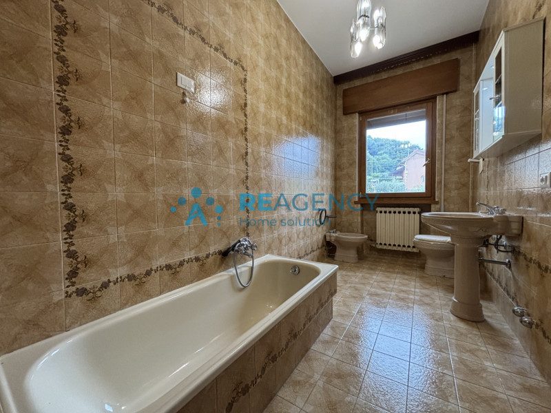 La tua nuova vita inizia a Gambugliano!

Scopri questa splendida casa singola con giardino privat...