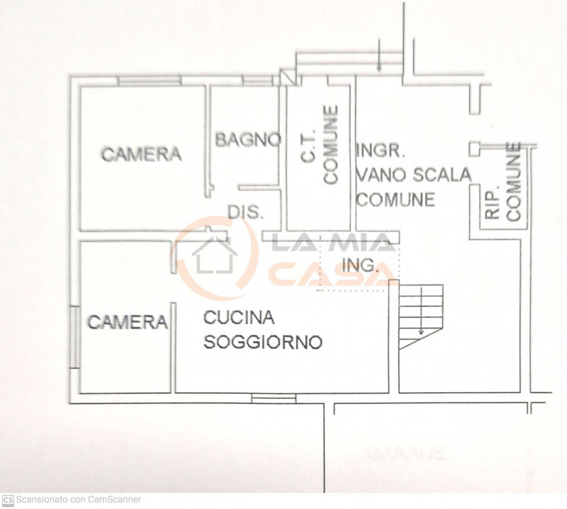 CAMPOLONGO: appartamento trilocale completamente ristrutturato situato nel comune di Campolongo M...