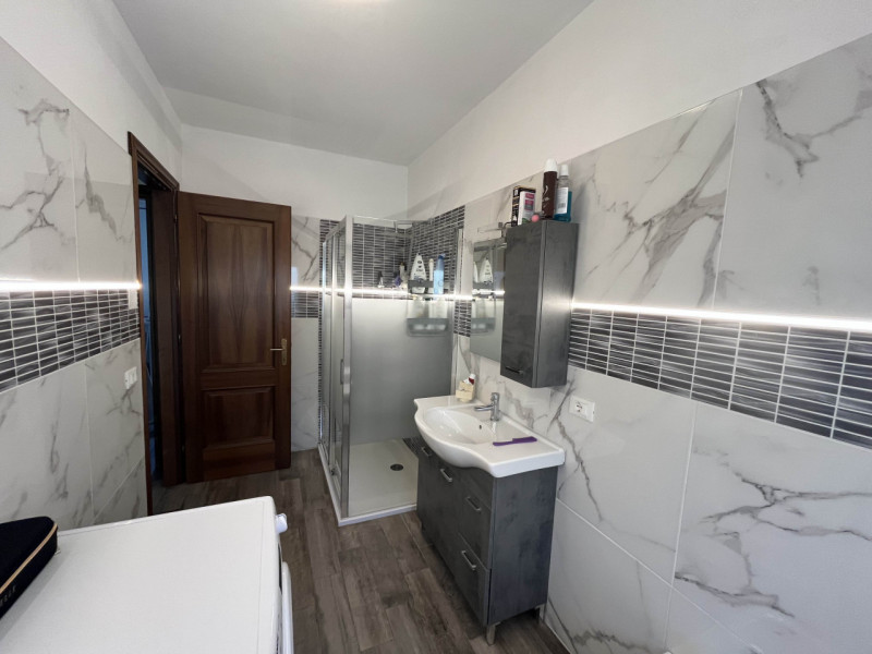 RIF:OM38 MESTRINO ZONA CENTRALE Proponiamo in vendita casa singola di ampia metratura con giardin...