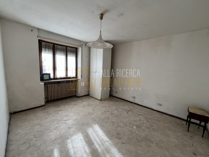 SCHIO - Resecco: In zona residenziale comoda al centro città, APPARTAMENTO BICAMERE al piano terr...