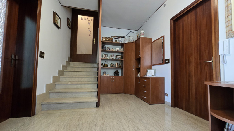 Rif. BE121 - Ad Este, in quartiere tranquillo a pochi minuti dal centro di Este, proponiamo in ve...