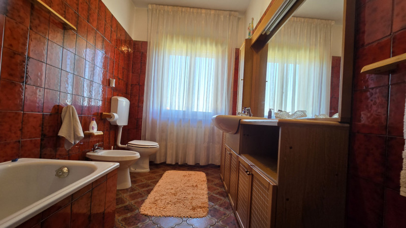 Rif. BE121 - Ad Este, in quartiere tranquillo a pochi minuti dal centro di Este, proponiamo in ve...